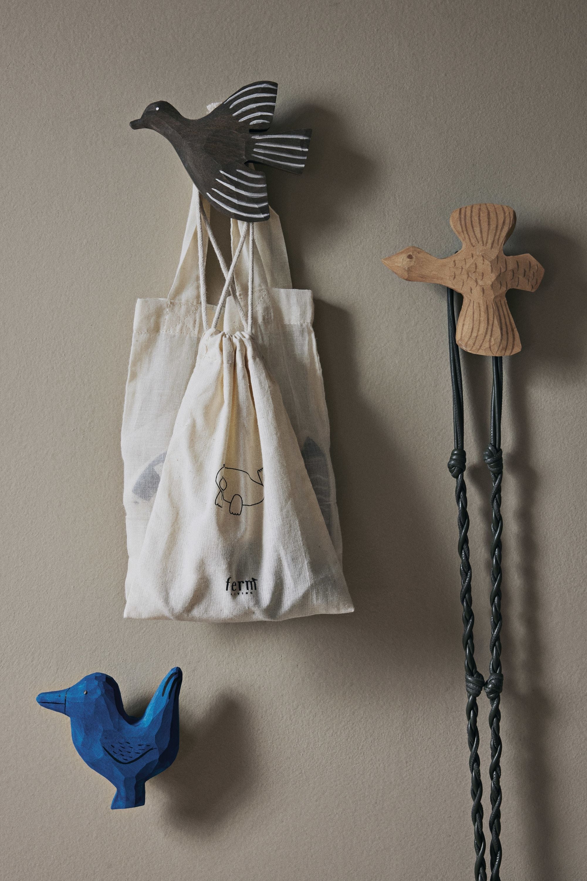 Ferm Living Lola Bird Hook, anthracite