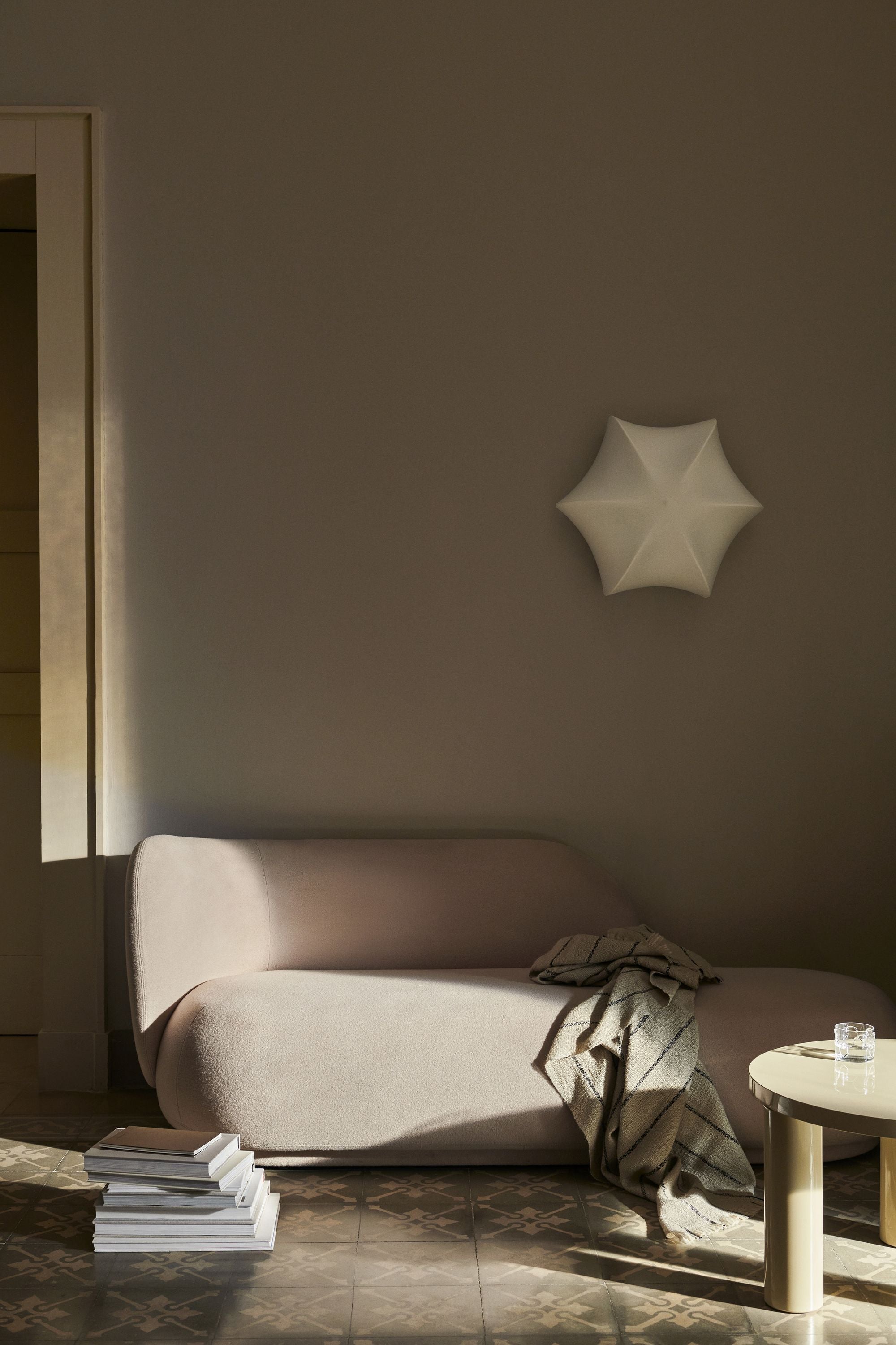 Ferm Living Poem Ceiling/Wall Lamp ø60, White/Cashmere