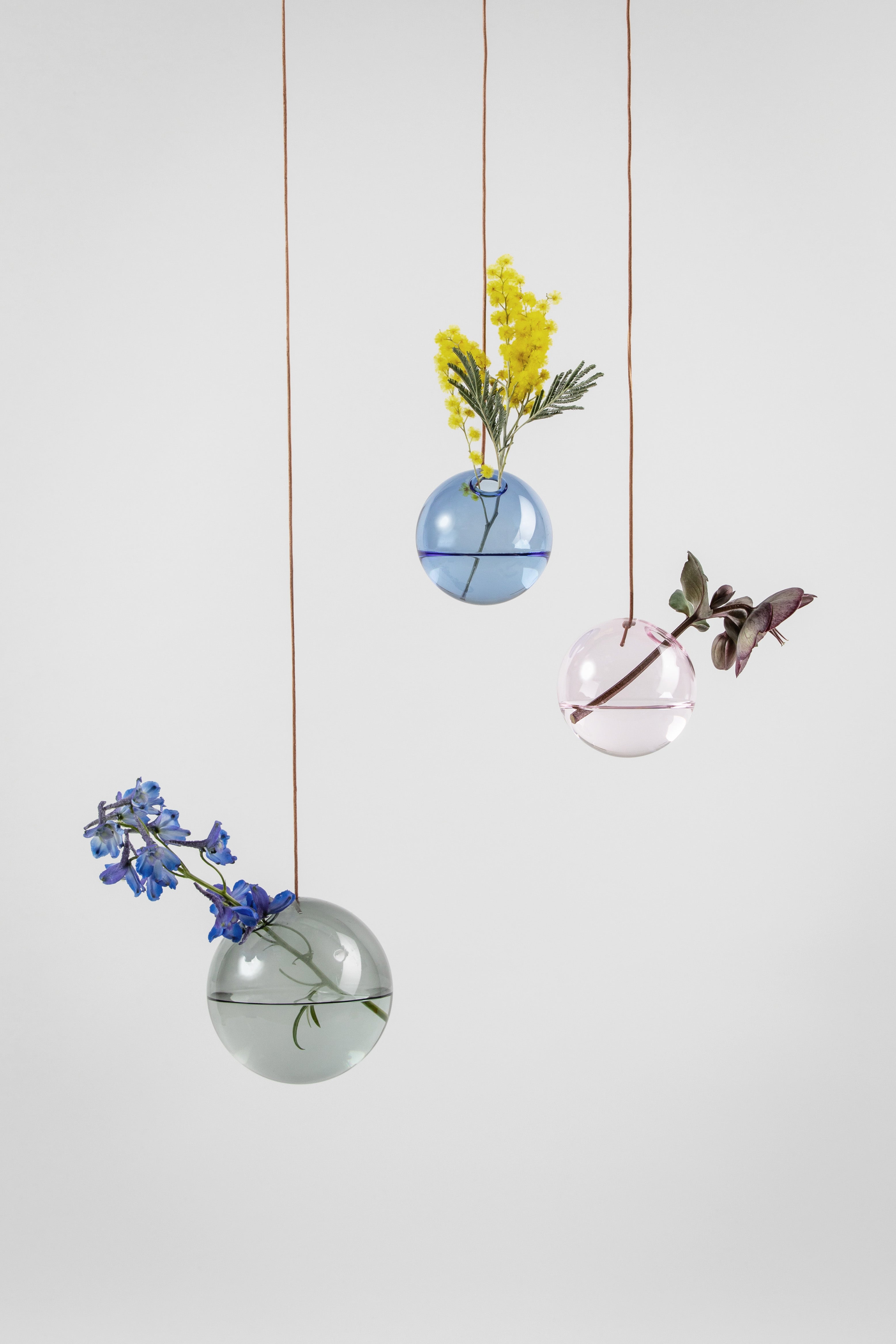 Studio About Hanging Flower Bubble Vase Small, Blue