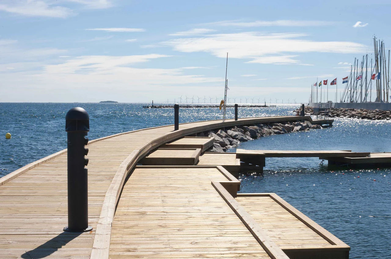 Louis Poulsen Waterfront Bollard Class I 597 Lumens Post For In Ground Installation, Graphite Grey